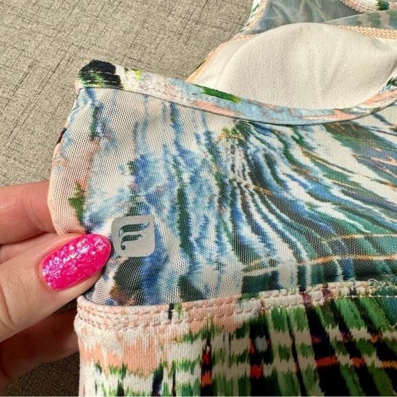 Fabletics Marcia Sports Bra In Marbella Tropical Floral Print Small - Picture 7 of 11
